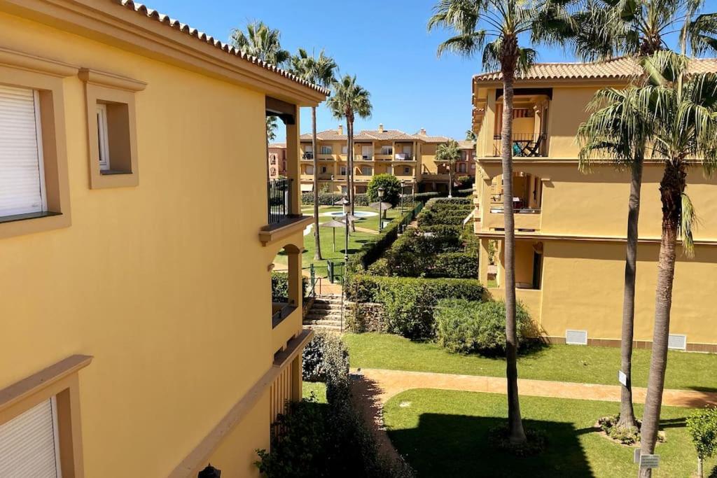 Novo Sancti Petri, La Barrosa, 2 Beds By Chiclana Dreams